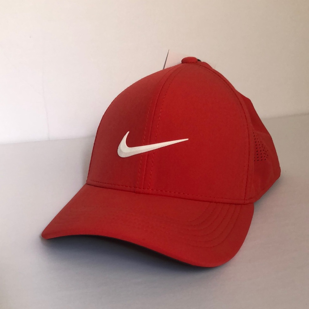 Nike Adult Unisex Classic99 Fitted Golf Hat